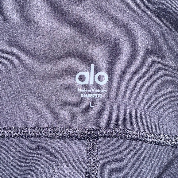 ALO Yoga Leggings Black - Picture 5 of 6